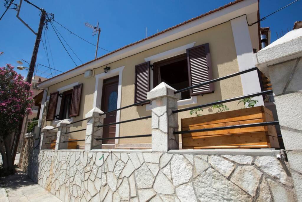 Вілла Kostas' House Argostoli Екстер'єр фото